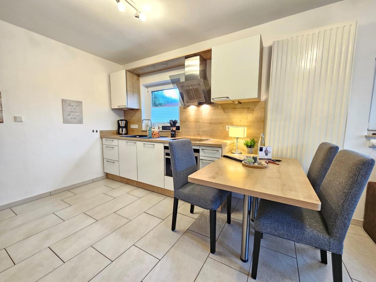 Mienhus Apartments Ferienwohnung Boppo Mienhus Norden Esterno foto