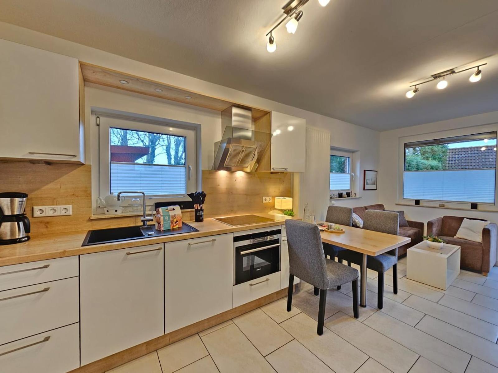 Mienhus Apartments Ferienwohnung Boppo Mienhus Norden Esterno foto
