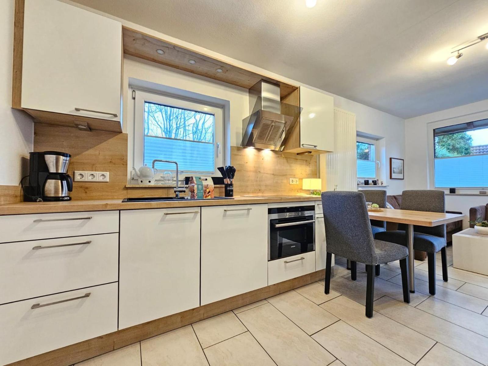 Mienhus Apartments Ferienwohnung Boppo Mienhus Norden Esterno foto